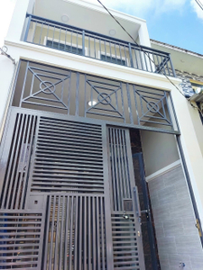 Mặt tiền nhà phố Quận Thủ Đức Nhà phố thiết kế 1 trệt, 1 lầu cửa hướng Bắc, đón gió mát quanh năm.