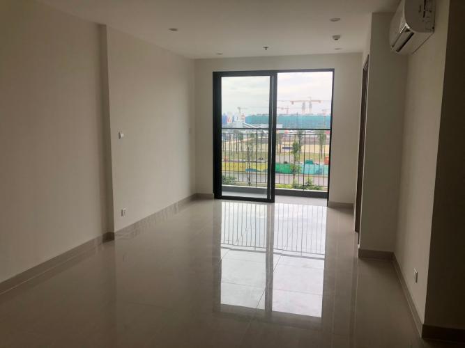 Phòng khách Vinhomes Grand Park Quận 9 Căn hộ Vinhomes Grand Park có ban công rộng, view đón gió mát.