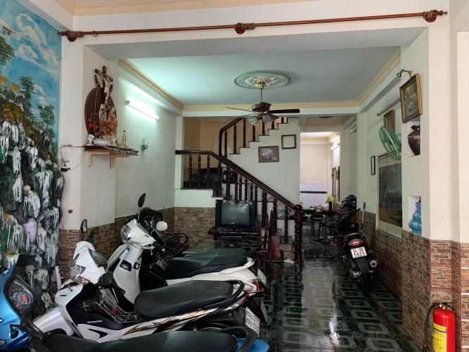 Bên trong nhà phố Võ Duy Ninh, Bình Thạnh Nhà phố hướng Đông, hẻm đường nhựa thông thoáng sạch sẽ.