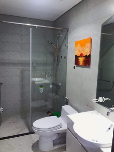  Vinhomes Central Park, Quận Bình Thạnh Căn hộ Vinhomes Grand Park tầng 21 diện tích 62.5m2, đầy đủ nội thất.