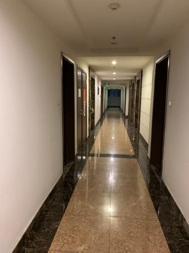 Hành lang Lexington Residence Quận 2 Căn hộ Lexington Residence tầng trung, view thành phố sầm uất.