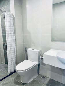 Căn hộ Vinhomes Grand Park, Quận 9 Căn hộ Vinhomes Grand Park tầng 23 cửa hướng Đông Nam, đầy đủ nội thất.