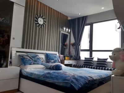 Phòng ngủ căn hộ RIVIERA POINT Căn hộ Riviera Point đầy đủ nội thất cao cấp, view hồ bơi và sông