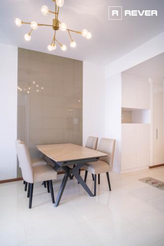 One Verandah Quận 2 Căn hộ One Verandah đầy đủ nội thất, ban công thoáng mát.