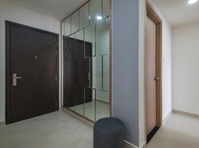 Không gian căn hộ The Sun Avenue Căn hộ The Sun Avenue tầng trung, view thành phố sầm uất.