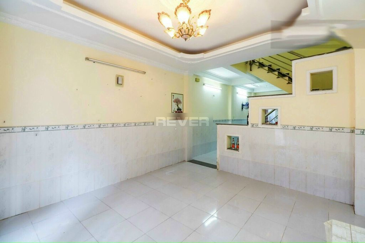 Nhà phố Quận 7 Nhà phố thiết kế 1 trệt, 1 lầu diện tích 44m2, cửa hướng Nam thoáng mát.