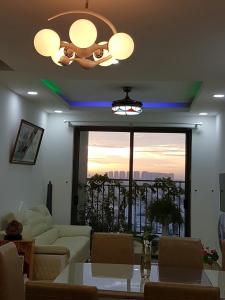 Căn hộ Wilton Tower, Quận Bình Thạnh Căn hộ Wilton Tower tầng 20, đầy đủ nội thất và tiện ích.