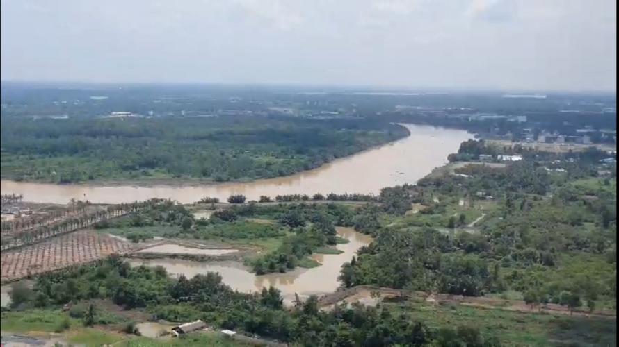 View Vinhomes Grand Park Quận 9 Căn hộ Vinhomes Grand Park view sông, tầng cao thoáng mát.