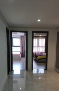 Căn hộ Homyland Riverside, Quận 2 Căn hộ Homyland Riverside tầng thấp, ban công hướng Đông Nam.