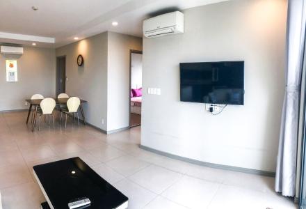 Phòng khách The Gold View, Quận 4 Căn hộ The Gold View hướng Tây Bắc, view thành phố sầm uất.