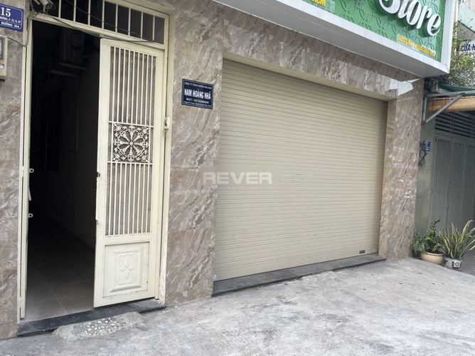  Mặt bằng kinh doanh diện tích 100m2, khu vực kinh doanh sầm uất.