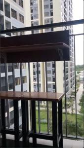 Ban công Vinhomes Grand Park Quận 9 Căn hộ Vinhomes Grand Park view nội khu, nội thất đầy đủ.