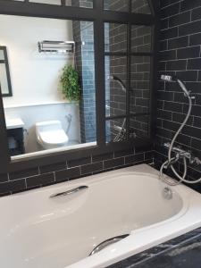 Căn hộ Duplex Vista Verde, quận 2 Duplex Vista Verde căn góc hương Đông Nam, nội thất nhập khẩu 5 sao