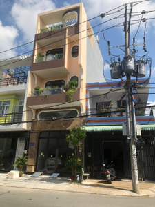 Mặt tiền nhà phố Quận Tân Bình Nhà phố mặt tiền đường Nguyễn Phúc Chu, diện tích 97m2 đầy đủ nội thất.