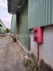 Kho xưởng Đường Long Phước, Quận 9 Nhà xưởng kho bãi diện tích 1800m2, đường xe Container rộng rãi.