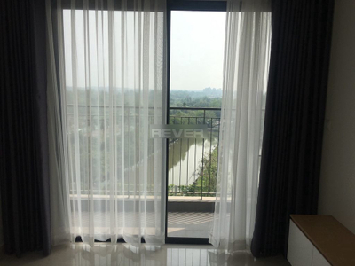View căn hộ Vinhomes Grand Park, Quận 9 Căn hộ Vinhomes Grand park tầng trung, view sông đón gió thoáng mát.