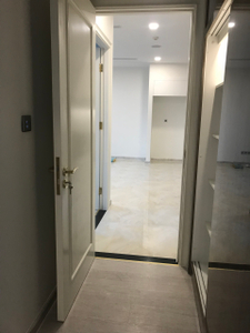 Căn hộ Vinhomes Golden River, Quận 1 Căn hộ Vinhomes Golden River tầng 21 có 1 phòng ngủ, nội thất cơ bản.