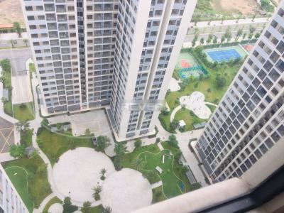 View Vinhomes Grand Park Quận 9 Căn hộ Vinhomes Grand Park tầng cao thông thoáng, ban công Đông Nam.