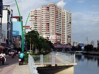 Căn hộ Chung cư Screc Tower, Quận 3 Căn hộ Chung cư Screc Tower tầng 12 diện tích 81m2, cửa hướng Tây Bắc.