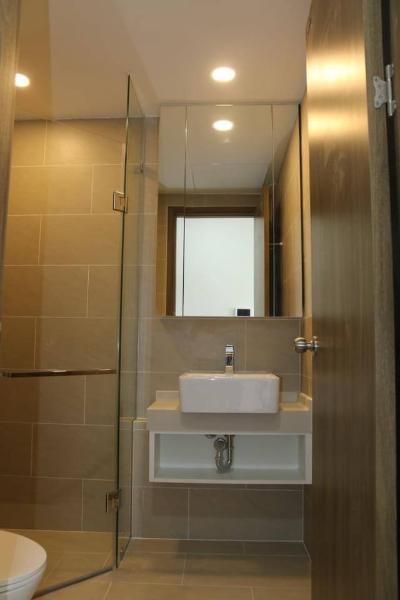 Căn hộ River Panorama hướng ban công nam nội thất cơ bản diện tích 113.9m²