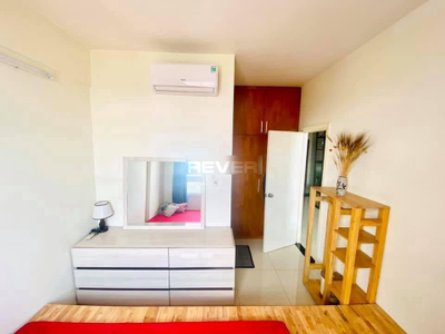 Căn hộ Sunview Town, Quận Thủ Đức Căn hộ Sunview Town tầng 18 cửa hướng Đông, đầy đủ nội thất.