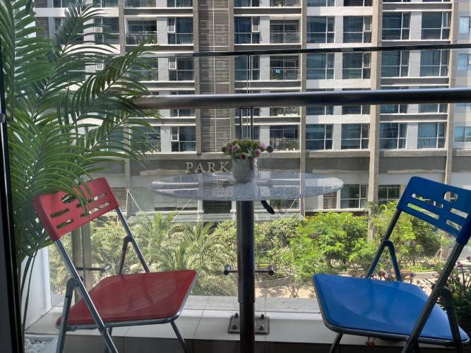 Căn hộ Vinhomes Central Park, Quận Bình Thạnh Căn hộ Vinhomes Central Park cửa hướng Nam, view nội khu yên tĩnh.