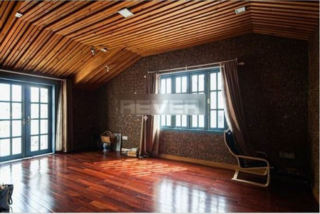 Biệt thự Quận 7 Biệt thự diện tích 250m2 thiết kế 1 trệt, 3 lầu và 1 tầng hầm để xe rộng rãi.