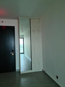 Căn hộ Feliz En Vista Căn hộ Feliz En Vista tầng cao nội thất cơ bản, dọn vào ở ngay.