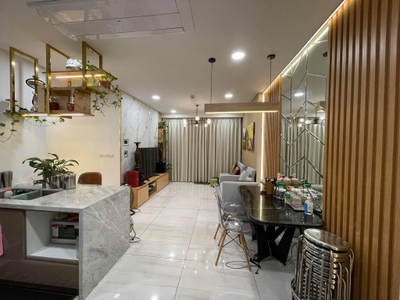 Căn hộ Kingdom 101, Quận 10 Căn hộ Kingdom 101 tầng 16 ban công rộng rãi, view đón gió thoáng mát.