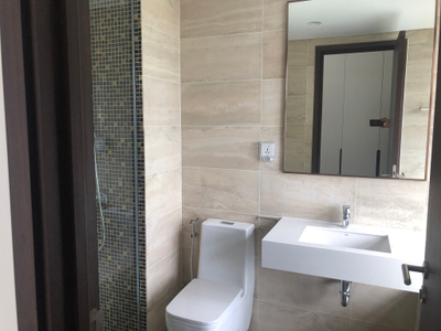 Căn hộ One Verandah, Quận 2 Căn hộ One Verandah tầng 4 thiết kế 3 phòng ngủ, nội thất cơ bản.