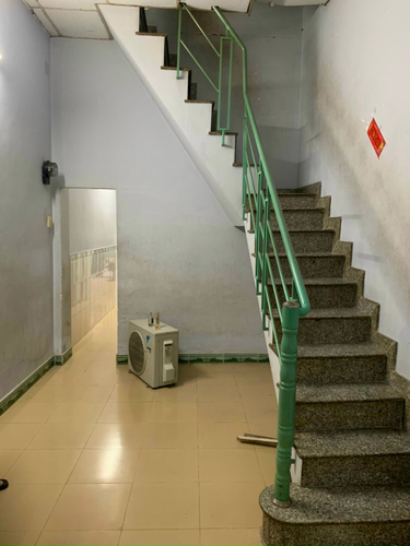 Nhà phố Quận 6 Nhà phố cửa hướng Đông Nam, diện tích 54.2m2 có sổ hồng riêng.