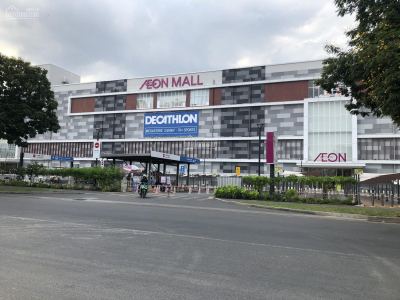 Đường trước nhà phố Quận Tân Phú Nhà phố hẻm rộng 3m thông thoáng, cách Aeon Mall chỉ vài bước chân.