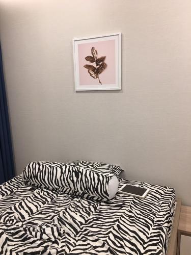 Căn hộ New City Thủ Thiêm, Quận 2 Căn hộ New City Thủ Thiêm tầng 10, đầy đủ nội thất và tiện ích.