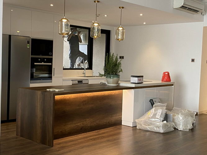 Căn hộ Saigon Pearl, Quận Bình Thạnh Căn hộ Saigon Pearl tầng 19 có 4 phòng ngủ, đầy đủ nội thất.