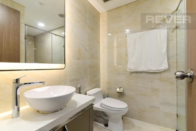 Căn hộ Vinhomes Central Park, Quận Bình Thạnh Căn hộ Vinhomes Central Park tầng 17 view thoáng mát, cửa hướng Đông Bắc.