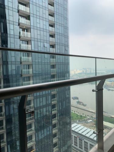 View ban công Vinhomes Golden River, Quận 1 CĂN HỘ VINHOMES GOLDEN RIVER TẦNG CAO