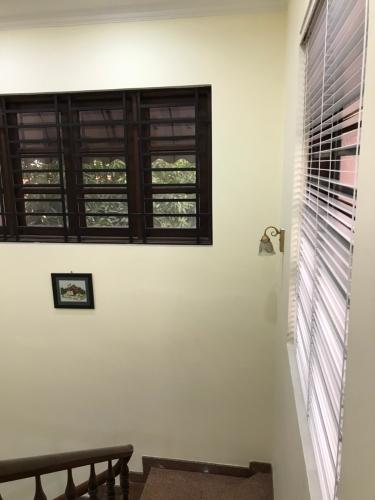 Biệt thự sân vườn phường An Phú, quận 2 Biệt thự sân vườn P. An Phú quận 2, diện tích 12m x 22m, đầy đủ nội thất