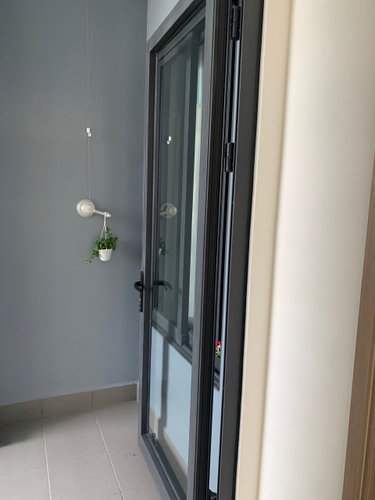 Căn hộ Vinhomes Grand Park, Quận 9 Căn hộ Vinhomes Grand Park tầng 8 nội thất cơ bản, cửa hướng Đông Nam.