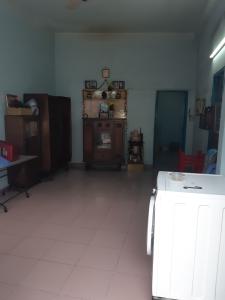 phòng ngủ nhà phố Cách mạng tháng quận 3 Bán nhà phố Cách Mạng Tháng Tám, không có nội thất