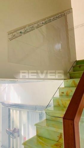 Nhà phố Quận 4 Nhà phố mặt tiền đường số 4, thiết kế 1 trệt 1 lửng 3 lầu view Bitexco.