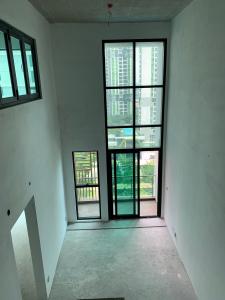Căn hộ Feliz En Vista Duplex Feliz En Vista thiết kế 2 phòng ngủ, bàn giao thô.