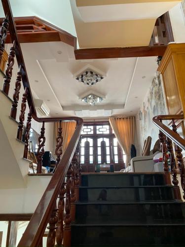 Nhà phố Quận Tân Bình Nhà phố hẻm xe hơi đường Phan Huy Ích, kết cấu đúc 1 trệt 4 tầng kiên cố.