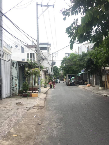 Đường trước nhà phố Quận Tân Bình Nhà phố đường Nguyễn Sỹ Sách kết cấu 1 trệt, 1 lầu, khu dân cư sầm uất.