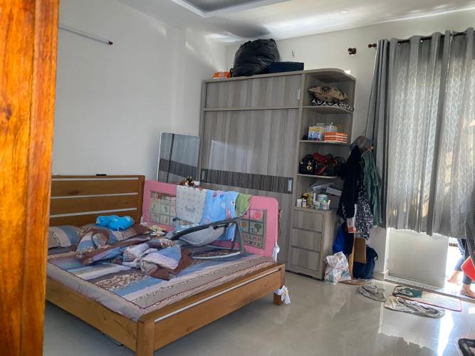 Phòng ngủ nhà phố Nhà Bè Bán nhà hẻm đường Huỳnh Tấn Phát, P. Tân Thuận Đông, Q.7, diện tích 76.5m2, sổ hồng pháp lý đầy đủ.