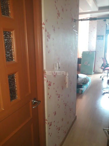 Nhà phố Quận 10 Nhà phố thiết kế 1 trệt, 4 lầu và sân thượng, bàn giao nội thất cơ bản.