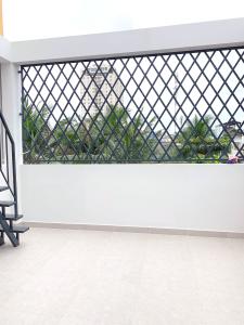 Sân thượng nhà phố Quận 7 Nhà hẻm xe tải đường Lâm Văn Bền, nội thất đầy đủ nhà mới xây.