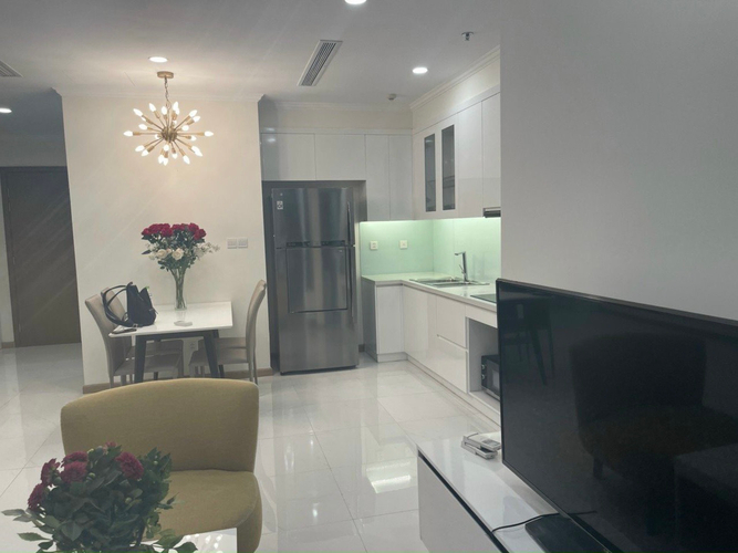 Căn hộ Vinhomes Central Park, Quận Bình Thạnh Căn hộ Vinhomes Central Park tầng 34, diện tích 86.4m2 đầy đủ nội thất.