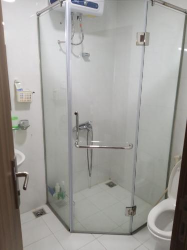 Phòng tắm Cetana Thủ Thiêm, Quận 2 Căn hộ Centana Thủ Thiêm tầng trung, view sông mát mẻ.