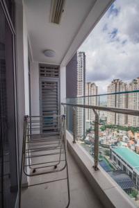 Căn hộ Vinhomes Central Park Bình Thạnh Căn hộ Vinhomes Central Park tầng 21 nội thất đầy đủ, view thành phố