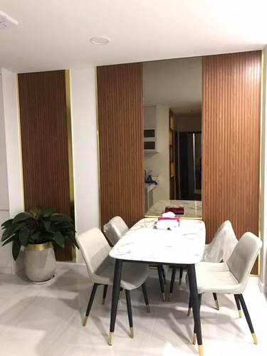 Căn hộ Kingdom 101, Quận 10 Căn hộ Kingdom 101 tầng trung cửa hướng Đông Bắc, đầy đủ nội thất.